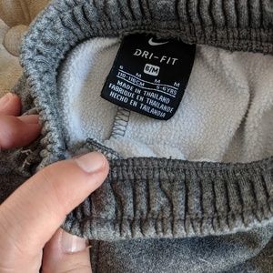 Nike youth medium sweatpants